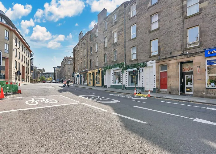 Διαμέρισμα Lovely Haymarket -