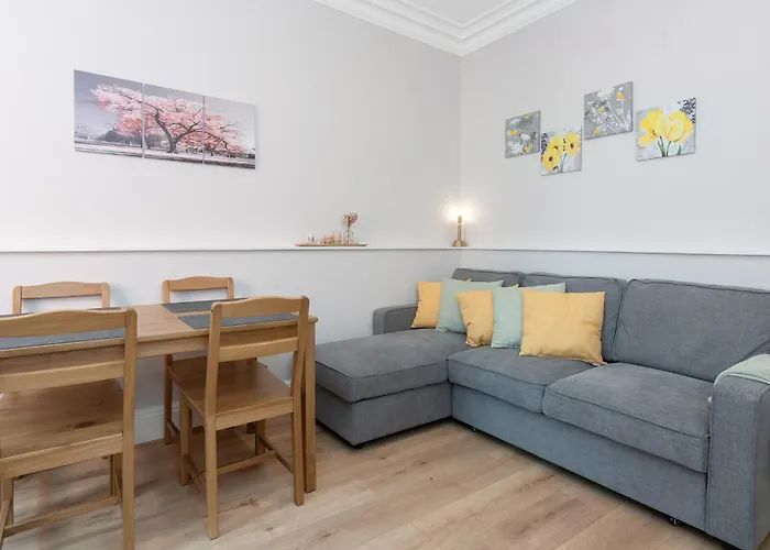 Lovely Haymarket - Εδιμβούργο