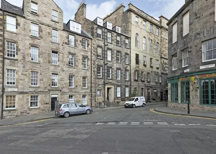 Lejlighed Joivy 3 Bed Flat In Old Town, Close To Grassmarket Edinburgh
