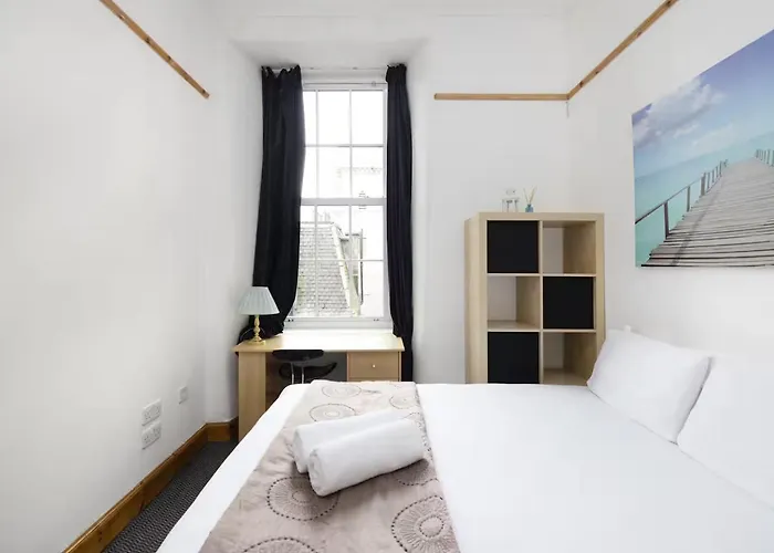 Joivy 3 Bed Flat In Old Town, Close To Grassmarket Lejlighed *