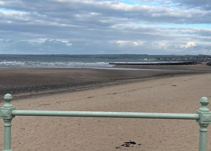 Entire Victorian House 2br - 4 Guests אדינבורו