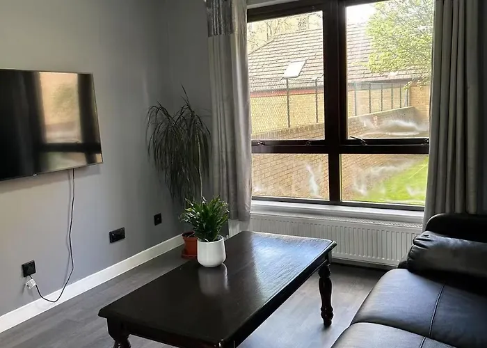 Two Bedroom Flat In Center With Free Parking Апартаменты *
