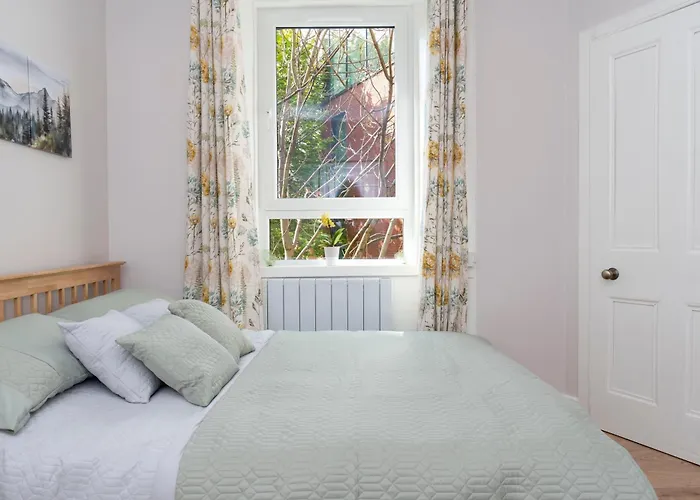 Lovely Haymarket - Edinburgh