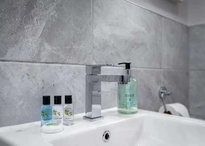 Holiday home Brunstane House - 15 Mins To Centre