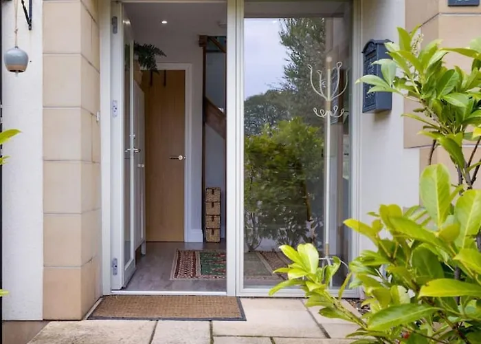 Holiday home Brunstane House - 15 Mins To Centre Edinburgh