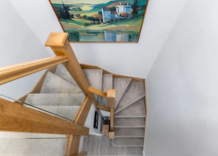Holiday home Brunstane House - 15 Mins To Centre