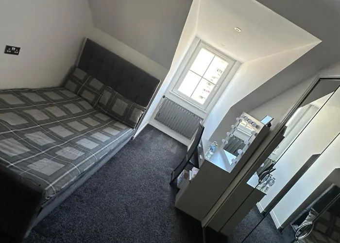 On Leith Apartment Edinburgh