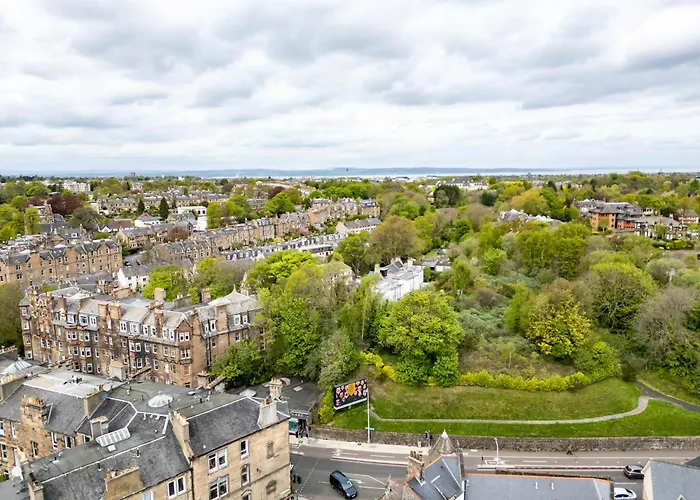 דירה 3br Next To Stadium Near Airport Sleeps 7 אדינבורו