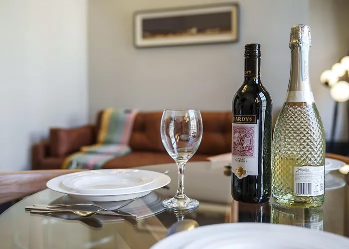 Bonnie - Smart Boutique - Haymarket 4* Edinburgh