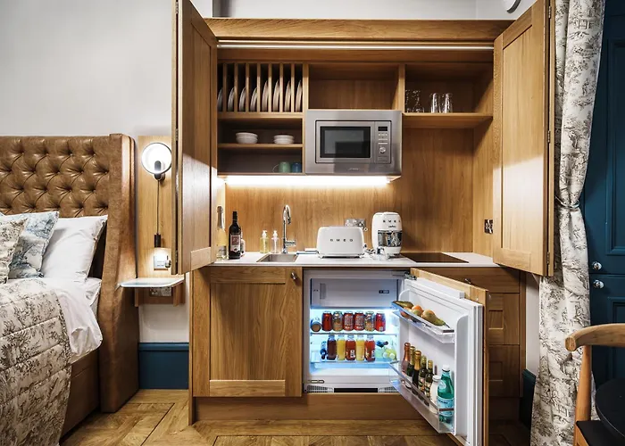 Bonnie - Smart Boutique - Haymarket Hotel