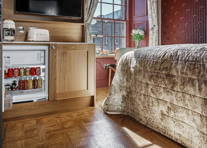 Bonnie - Smart Boutique - Haymarket Hotel 4*