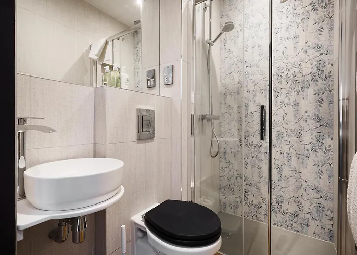 Bonnie - Smart Boutique - Haymarket Edinburgh