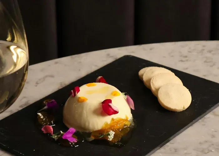 Hotel Marriott Holyrood 4*