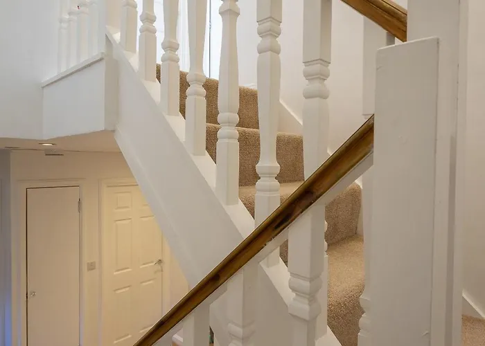 Hébergement de vacances Centre House - 5 Bedrooms - Sleeps 9 - Parking Édimbourg