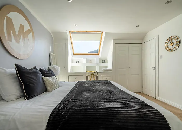 Centre House - 5 Bedrooms - Sleeps 9 - Parking * Édimbourg