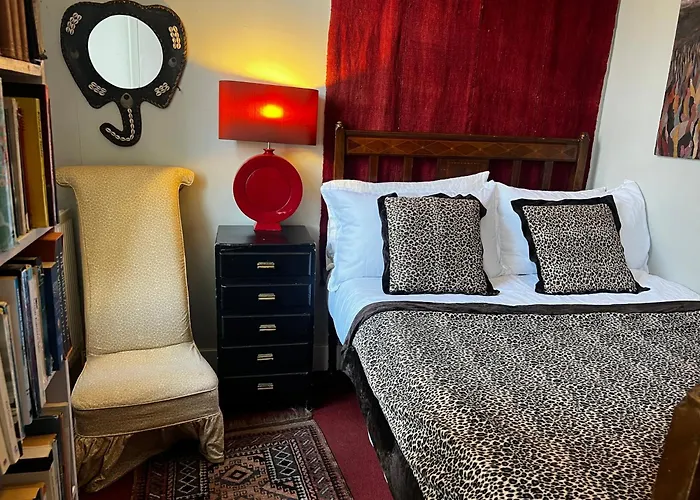 With Parking, Original Art And Antiques