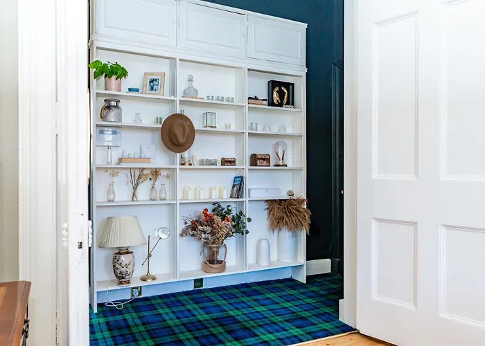 Stunning Flat, New Town, - Perfect Location * Edinburgh