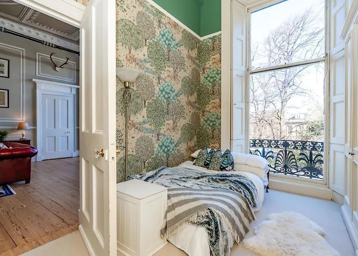 Stunning Flat, New Town, - Perfect Location Edinburgh