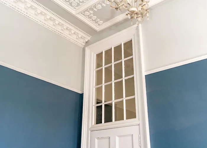 Apartment Stunning Flat, New Town, - Perfect Location