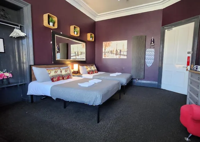 Frederick Douglass - In The 3* Edinburgh