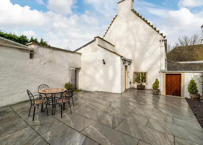 Castle Gogar בית נופש *