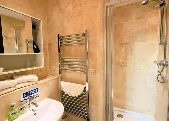 Bed & Breakfast Edinburgh Holiday Guest House