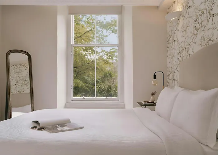 Aparthotel Thistle Royal Garden