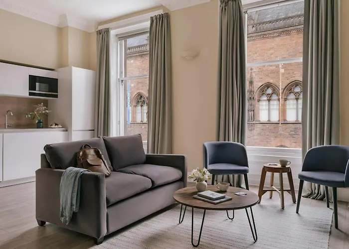 Thistle Royal Garden 4*