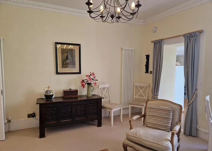 Joivy Gorgeous Georgian Flat In New Town