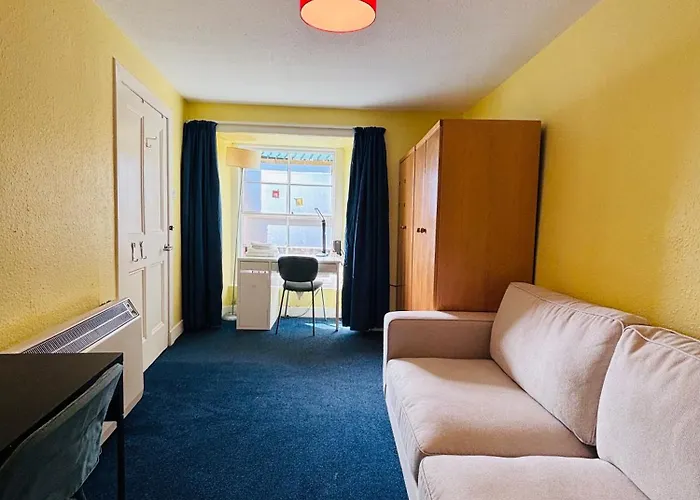 Entire Flat In Edinburgh, Center *