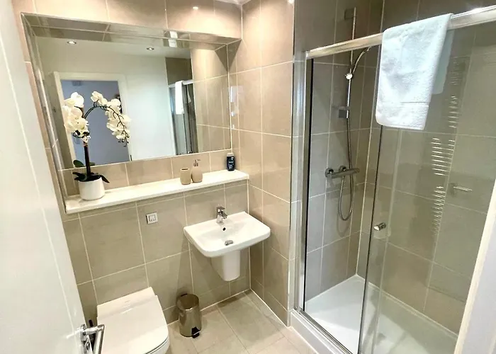 Апартаменты Haven In New Town-2 Bedrooms, 2 Bathrooms