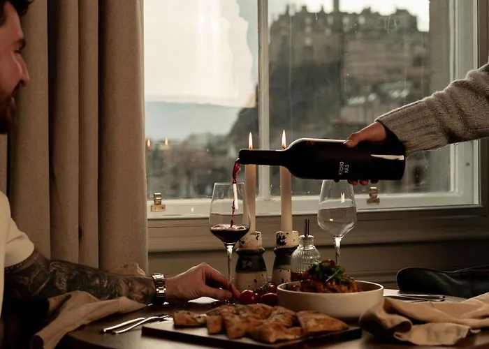 Moment George Iv Bridge Hotel Edinburgh