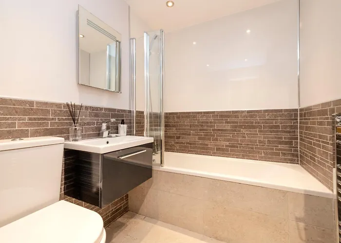 Daire Charming 2-bedroom - Ground Floor *