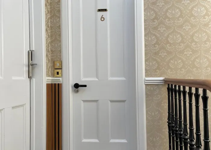 Guest house Kingston 3*