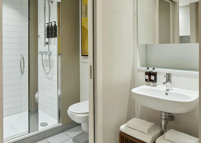 By Marriott Hotel 4*