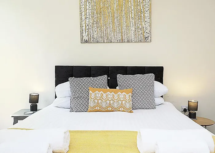 The Lochend Two Bedroom אדינבורו