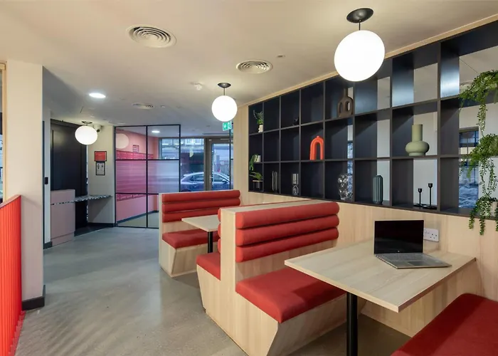 Student Only Norton's Student Living In شقة