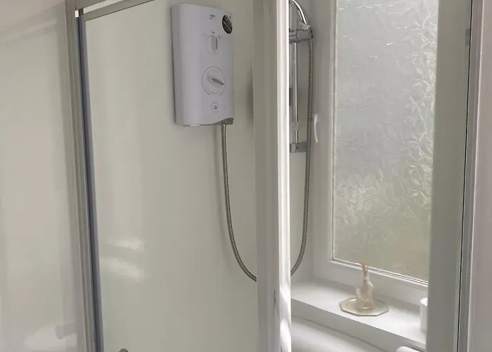 1 Bed Flat Near Castle אדינבורו