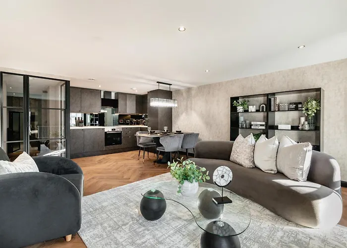 Sovo - Luxury Old Town Design With Fireplace Apartment *