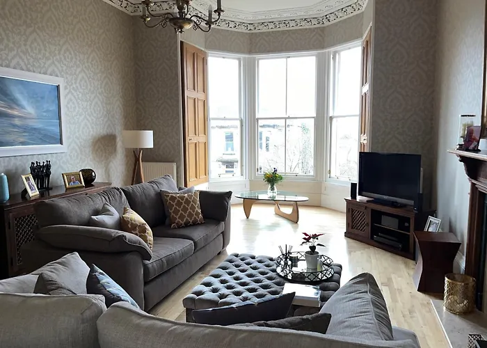 Merchiston 1 In Shared With Parking - Δωμάτια σε οικογενειακή κατοικία Εδιμβούργο