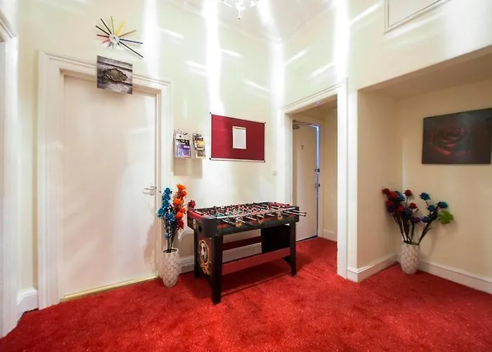 Daire Morrison Edinburgh