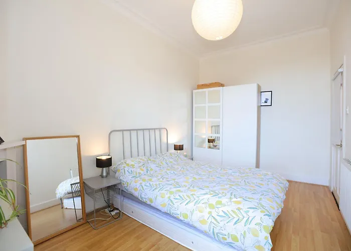 Homely 2bd Flat Heart Of * إدنبرة