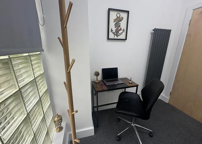 Ξενοδοχείο με διαμερίσματα Squarezzz - Group