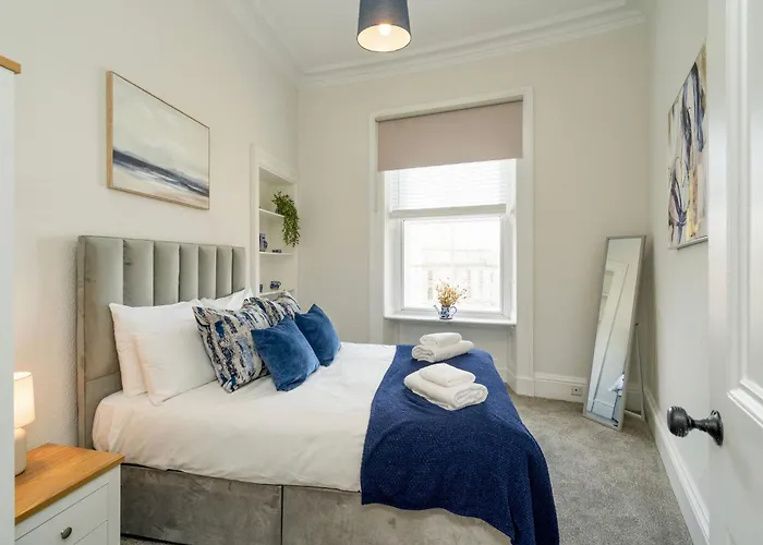 Апартаменты Stylish 3 Bed New Town - Traquair Эдинбург