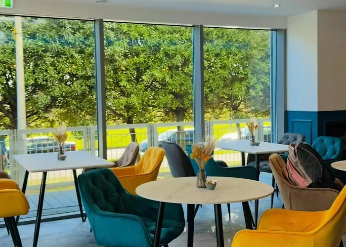 Modern Two Bedroom Apartament