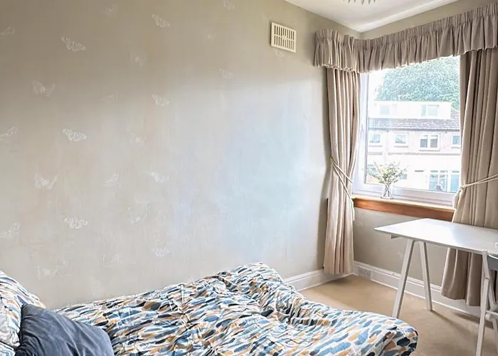 Heart Of Edinburgh- Near Portobello *