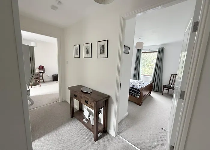 Cosy & 2 Bedrooms Apartment *