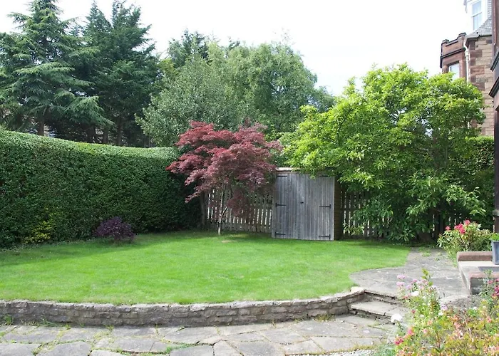 Victorian With Car Parking In Driveway, Murrayfield Apartmán Edinburgh