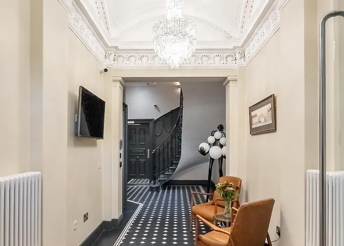 Bonnie - Smart Boutique - Haymarket Hotel 4*