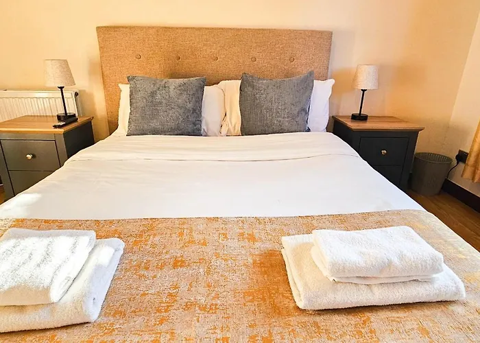 Holiday home Duddingston 9 Bedroom House -